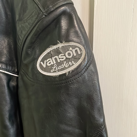 Vintage men’s Vanson leather motorcycle jacket - Picture 2 of 6
